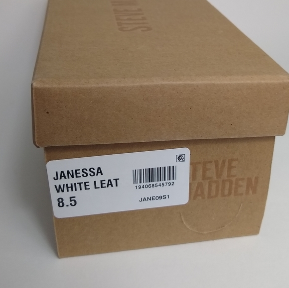 New Steve Madden Janessa Thong Sandals - Picture 9 of 9